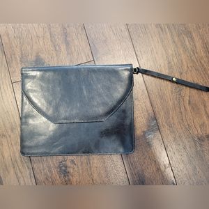Black Brookstone padded tablet bag